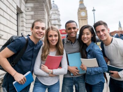 Куди їхати на мовні курси?